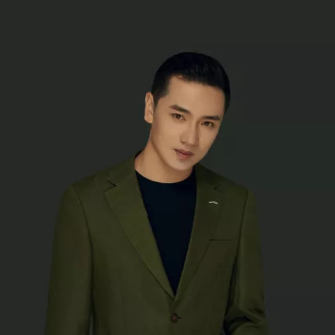 站着等你三千年歌词 - 王琪