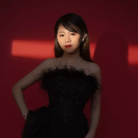 一提分手就同意 歌词 - 蔷薇团长